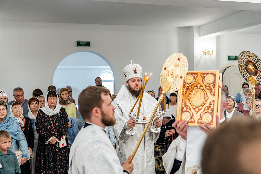 Великое освящение храма Всех святых, в земле Русской просиявших города Ступино